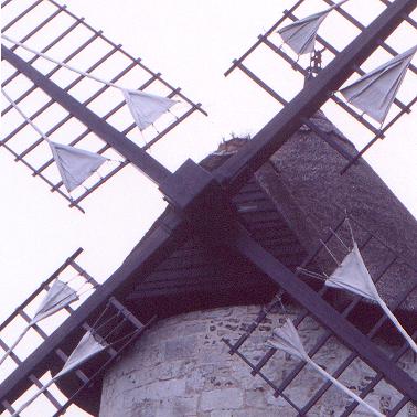 Ailes symtriques - Moulin de Hauville