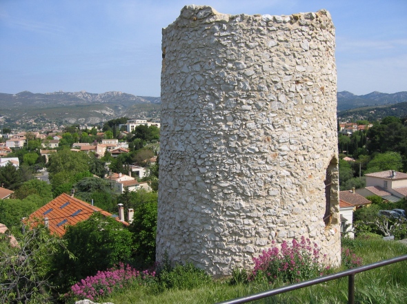 Le moulin Ricard, avant sa restauration