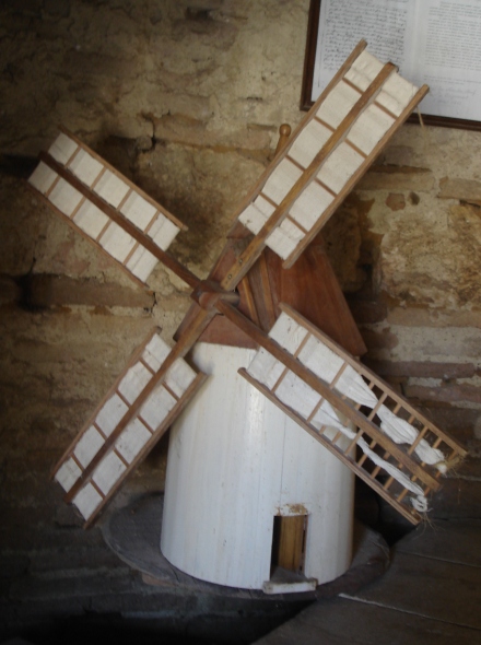 Maquette du moulin installe au rez de chausse