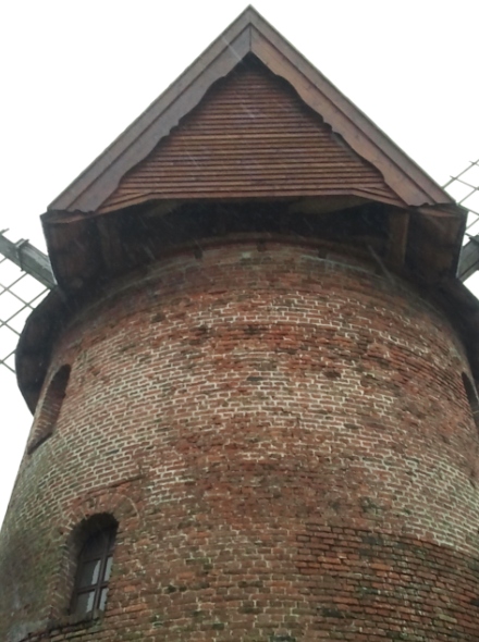 Moulin de Courcelles les Lens, vu de derrire