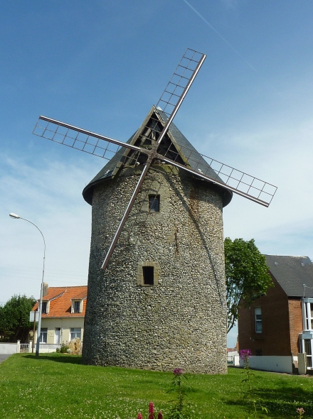 Le vieux moulin, de face