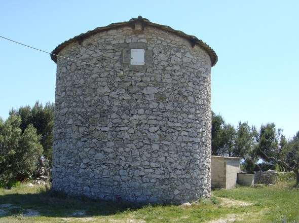 Ancien moulin à La Couronne