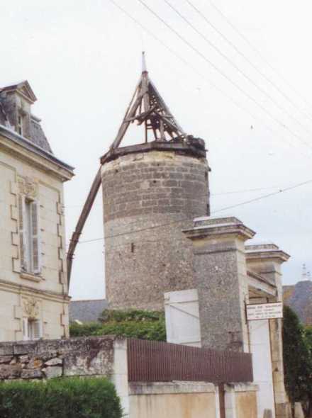Moulin tour de Moncuchon- Les Ulmes