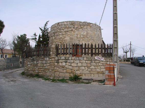 Ancien moulin tour