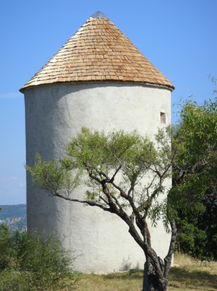 Un 3e moulin de Simiane la Rotonde
