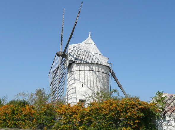 Le moulin de Boisse, de ct.