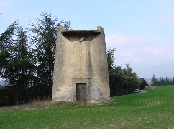Ancien moulin  St Martin de Villereglan