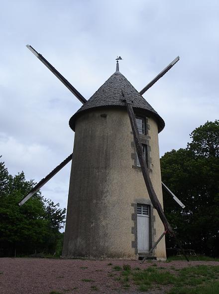 Moulin des justices - St Michel Mont Mercure
