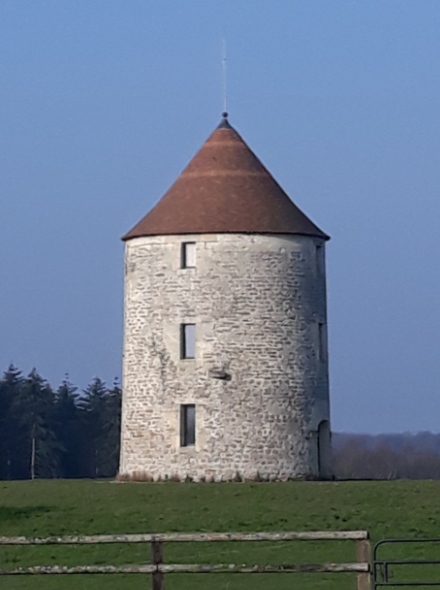 Ancien moulin  Bourgfontaine - Villers Cotterets