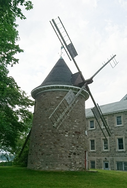 Le moulin de Pointe Claire - Montréal