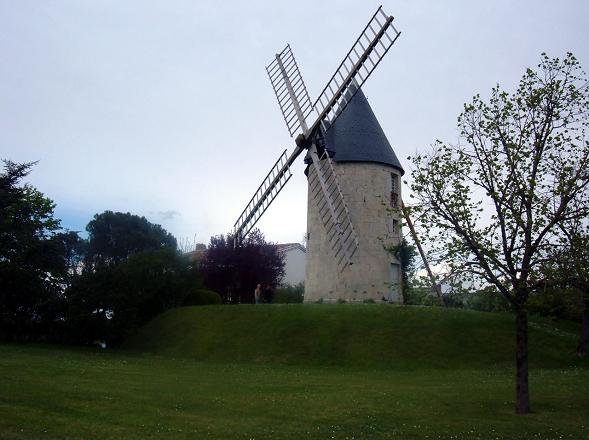 Moulin de Levreau à Bougneau - autre face