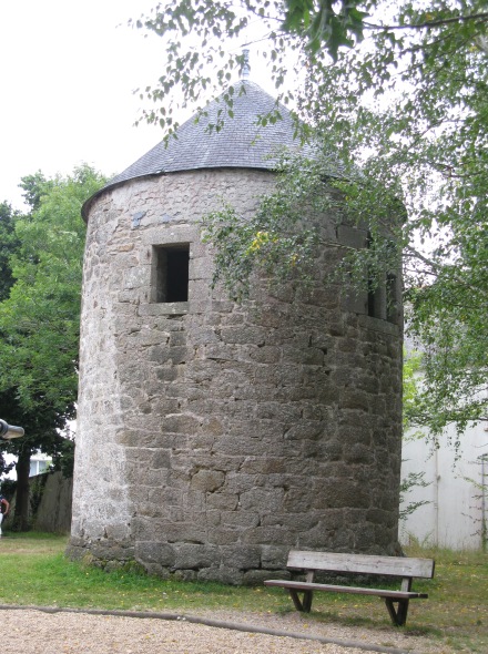 Moulin du Rouz à Concarneau vu de côté