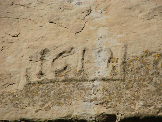 Date inscrite sur le linteau de pierre du moulin non habit.