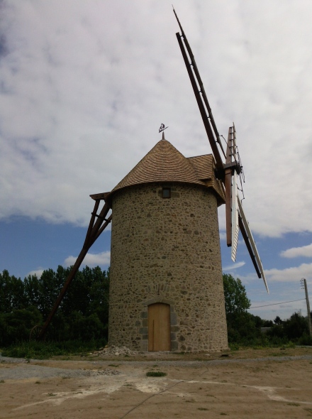 Le moulin de Gouville sur Mer restaur, de ct