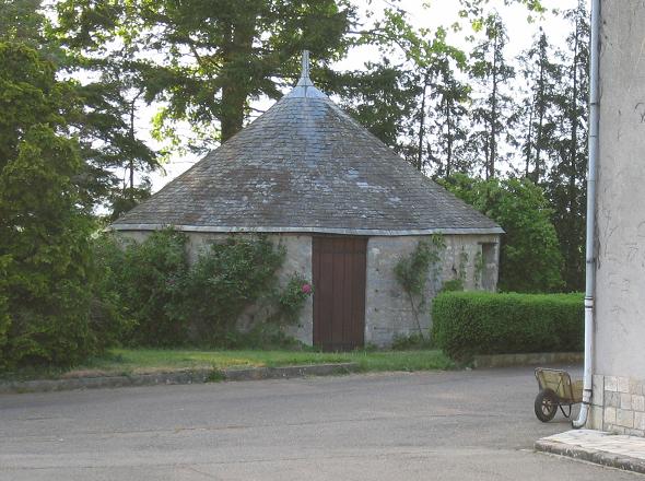 Ancien moulin tour de Grasville  Greneville en Beauce