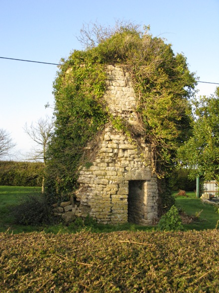 Ancien moulin  Liesville sur Douve