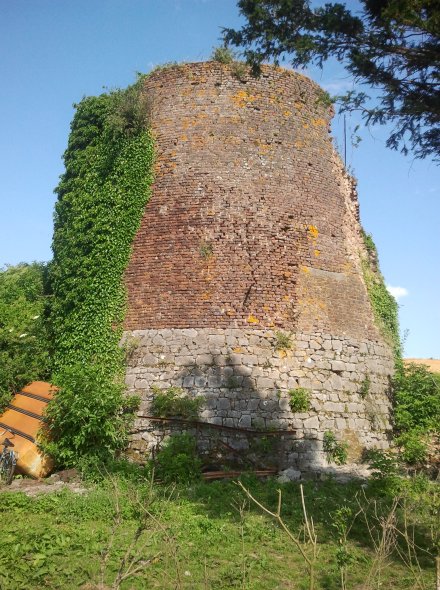 Ancien moulin  Limont Fontaine, autre vue