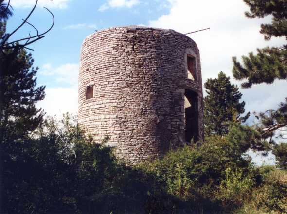 Moulin en ruines  Mercurey