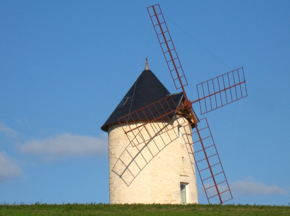 Le moulin de Montdoumerc, vu de plus prs !