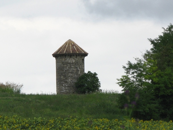 Un moulin à Puymiclan