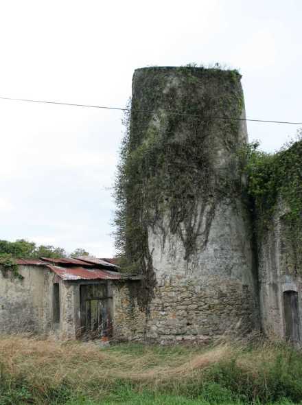 Ancien moulin de la Bastrie  Sallertaine, autre face