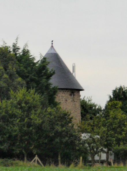 Ancien moulin  Ste Genevive
