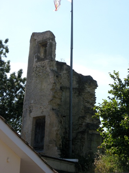 Ancien moulin dans le centre de St Martin Lacaussade