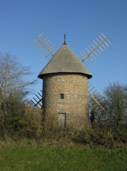 Moulin de Surtainville, autre vue